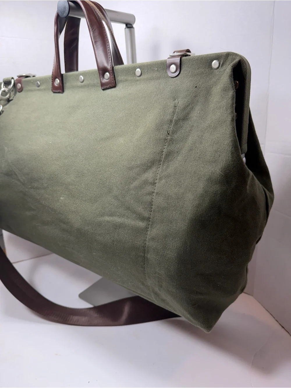 Line of Trade Canvas Weekender Bag Olive Green